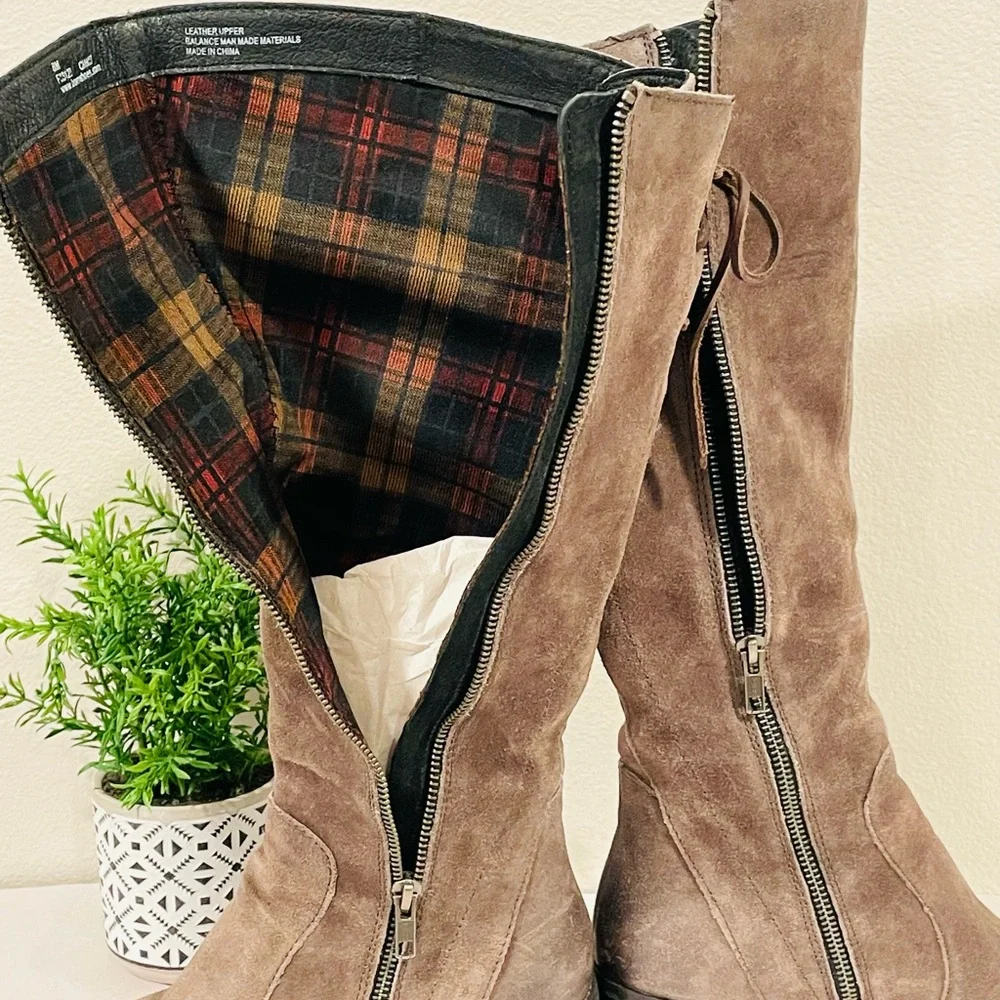 Born “Felicia” Taupe Knee-High Suede Boots Distressed w Tie Back | Like New